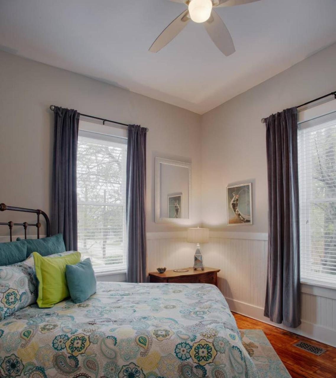 420Waldburg A - Modern Apt With Southern Charm Blocks From Forsyth Apartment Savannah Ngoại thất bức ảnh